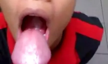 Asian MILFs film porno completo streaming carino con tette gigantesche cazzo duro e ingoiare un sacco di sperma
