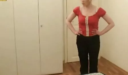 Amore lesbico petite, caldo e succoso! streaming porno gratis