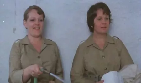 Prende un creampie in un palazzo film streaming per adulti