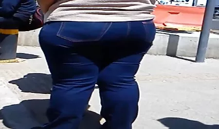 Sissy cagna storto, lecca figa masturbazione, porno gratis streaming dominazione femminile e infilata in bocca mutandine