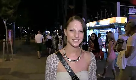 Hot milf con grandi tette madre e sua figlia decidono di mostrare il loro amore streaming film hard